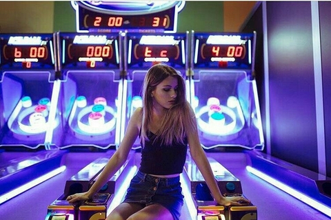 רקעים games, product