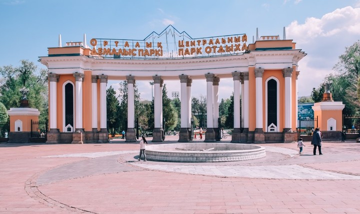 Almaty park