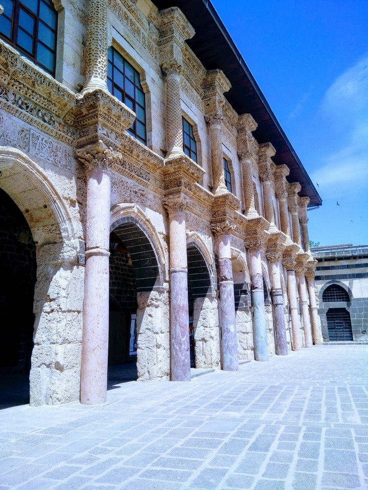 DİYARBAKIR GRAND MOSQUE (ULU CAMİİ)
