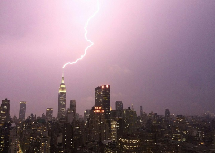 ⚡⚡
