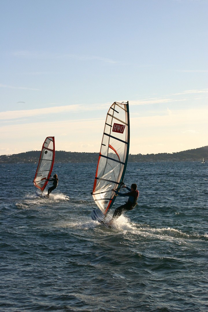 Windsurf session at l'Almanarre