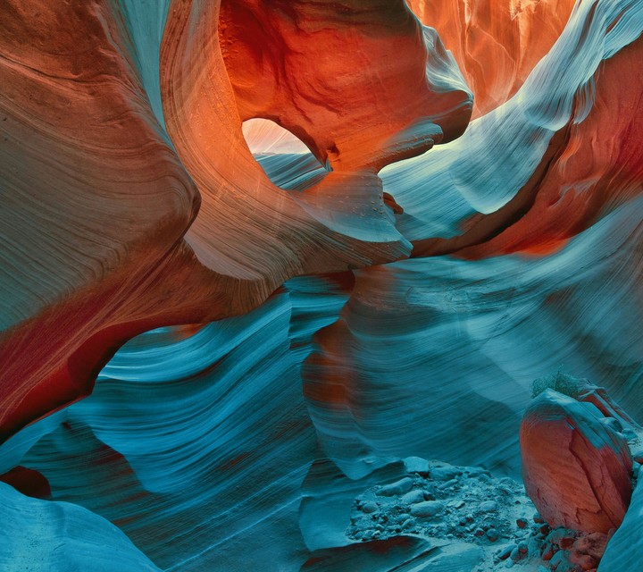 Google pixel wallpaper-"The blue cave"