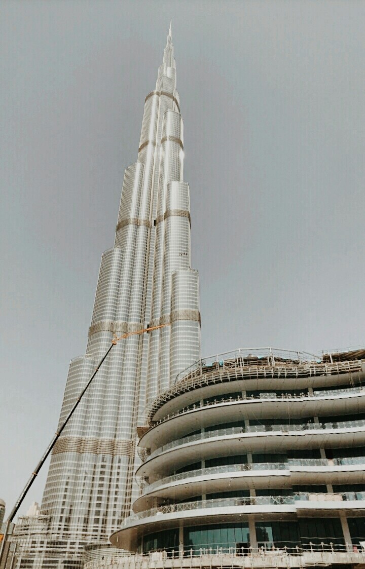 burj khalifa up to down