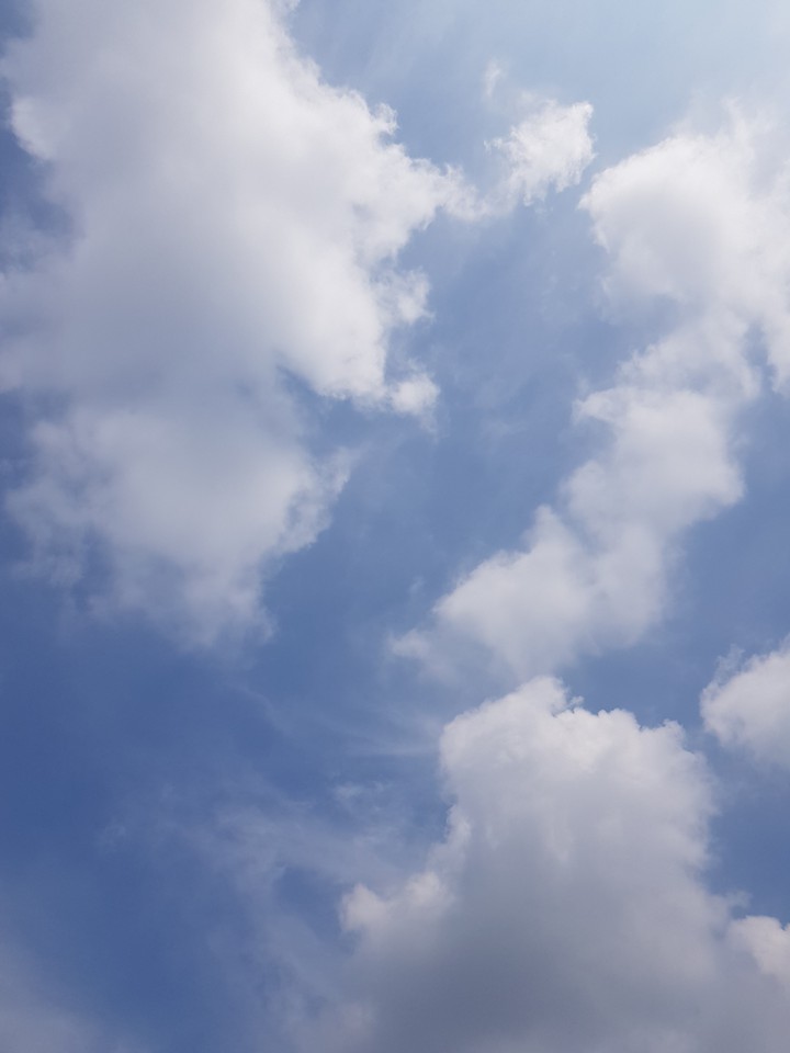하늘 구름 sky