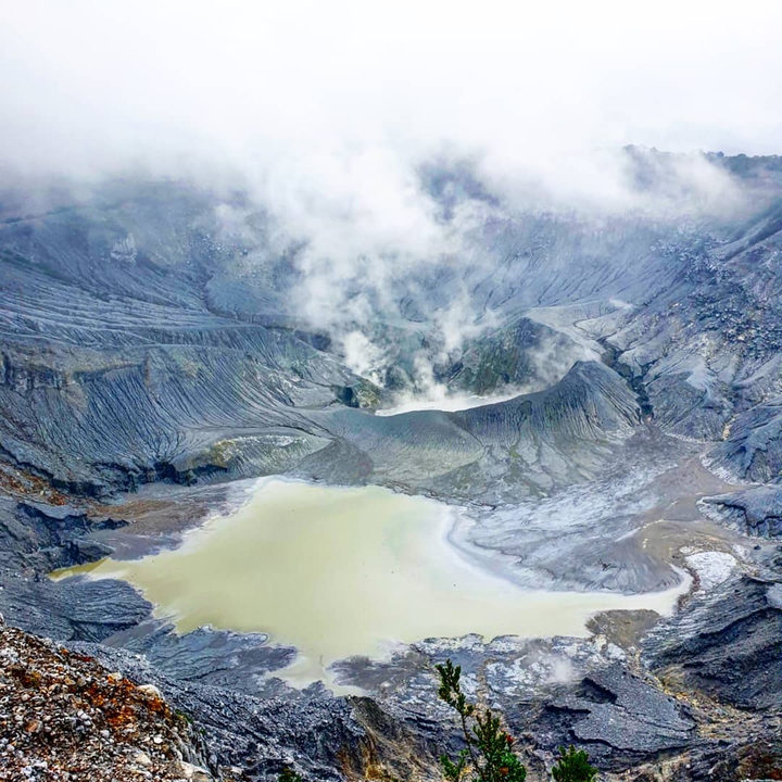 Tangkuban Perahu