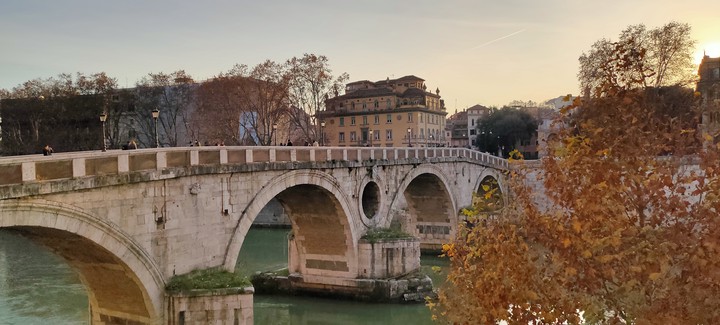 Lungotevere