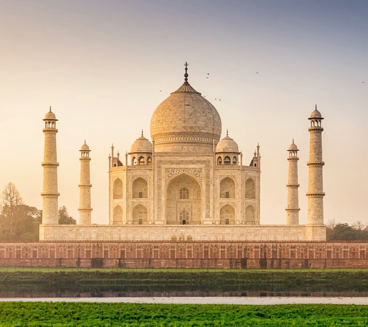 //Taj//