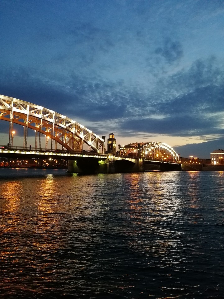 Большеохтинский мост