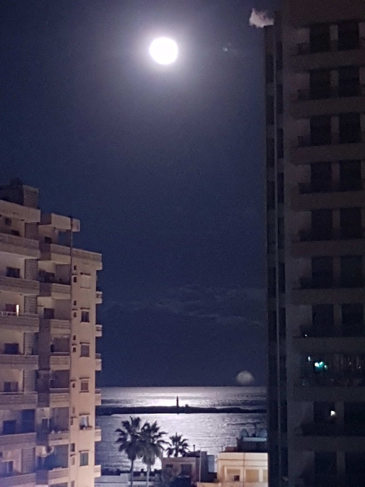 Saida moonset