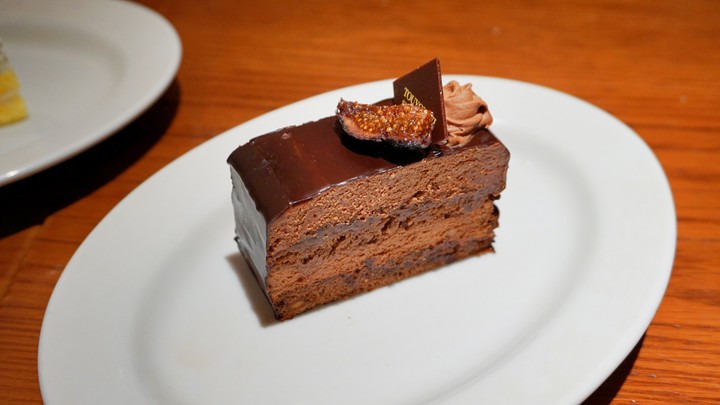 chocolate cake