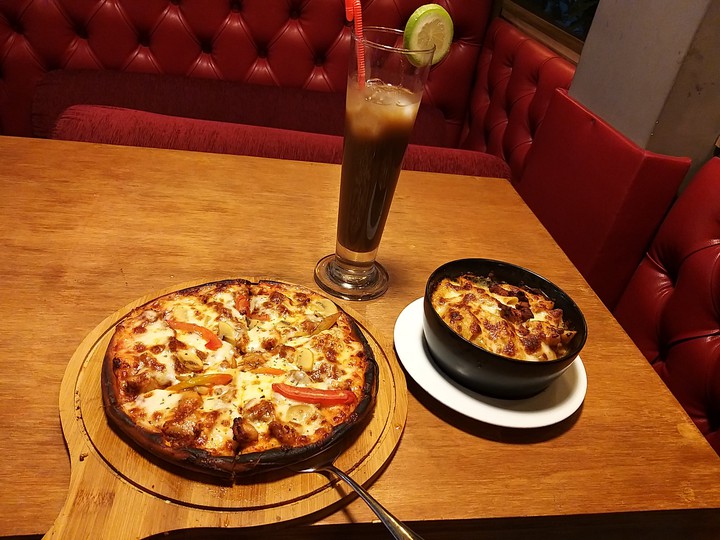 pizza & pasta