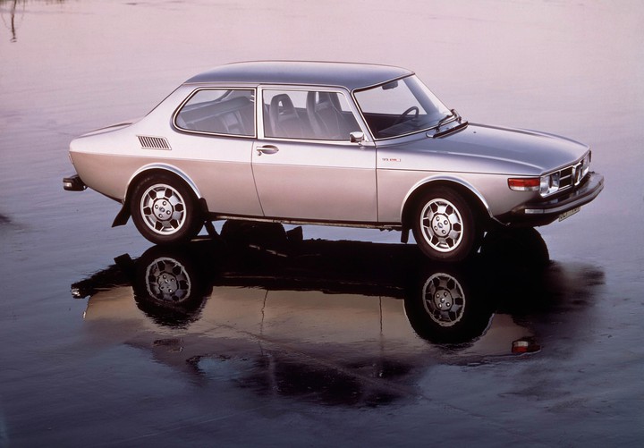 saab