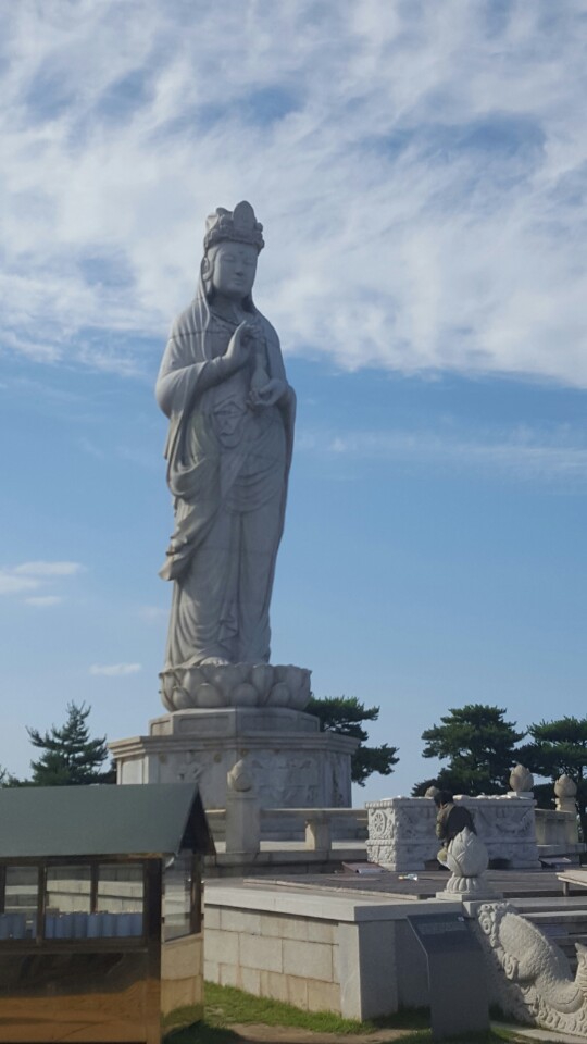 지나던길에 잠시....관세음보살