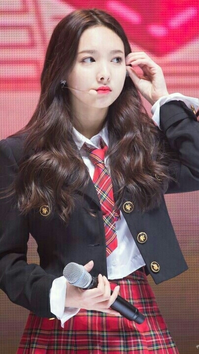 나연