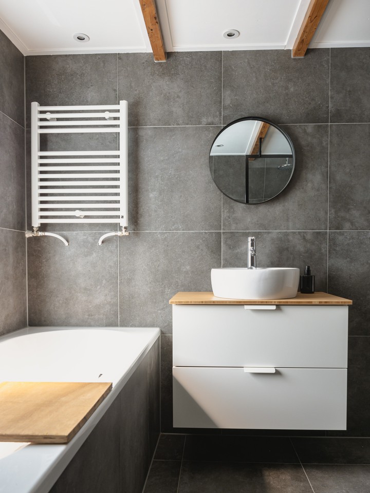 cozy bathroom