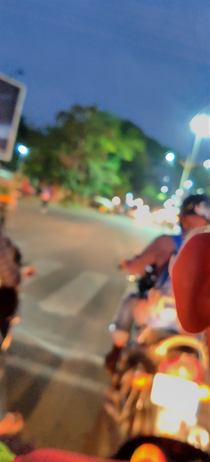 I like blur sence always they don't show any pain behind the