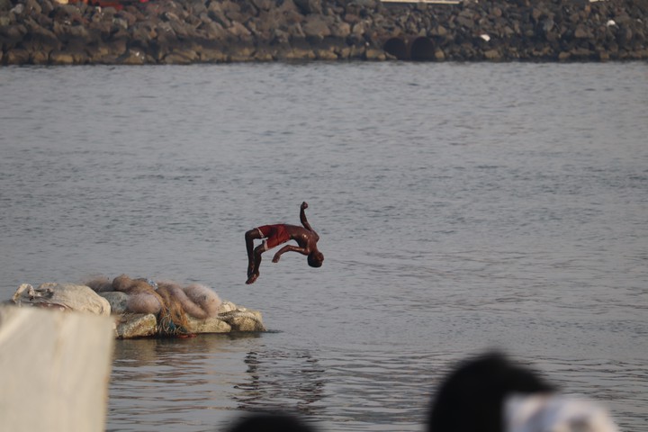 diving
