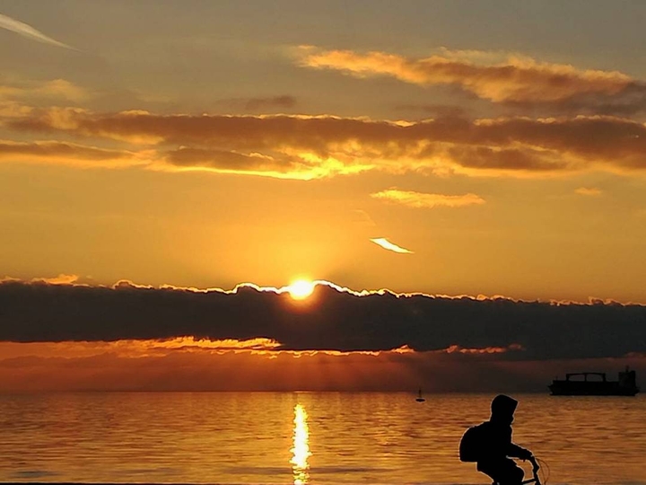 Gold Sunset