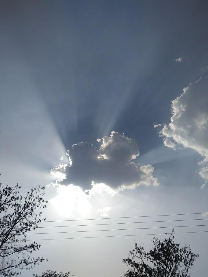 Cloudy Rays