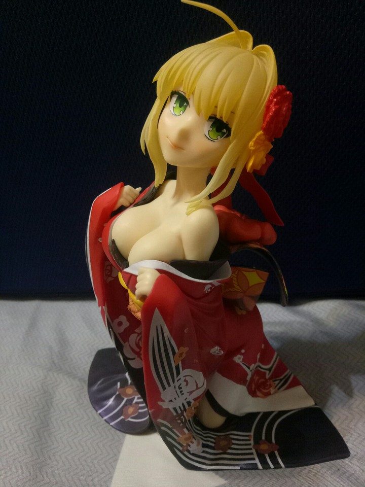尼祿和服
