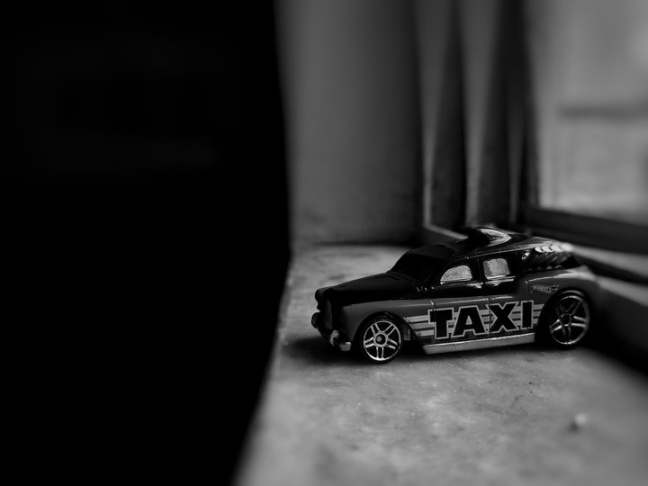 Monochrome
