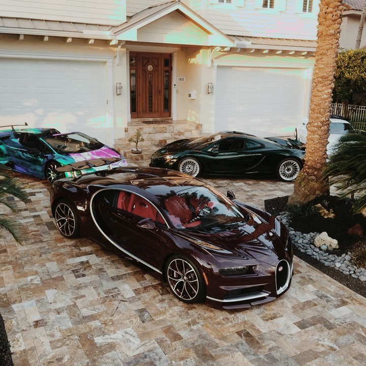 4 hyper's Chiron , P1 , Gallardo and ???