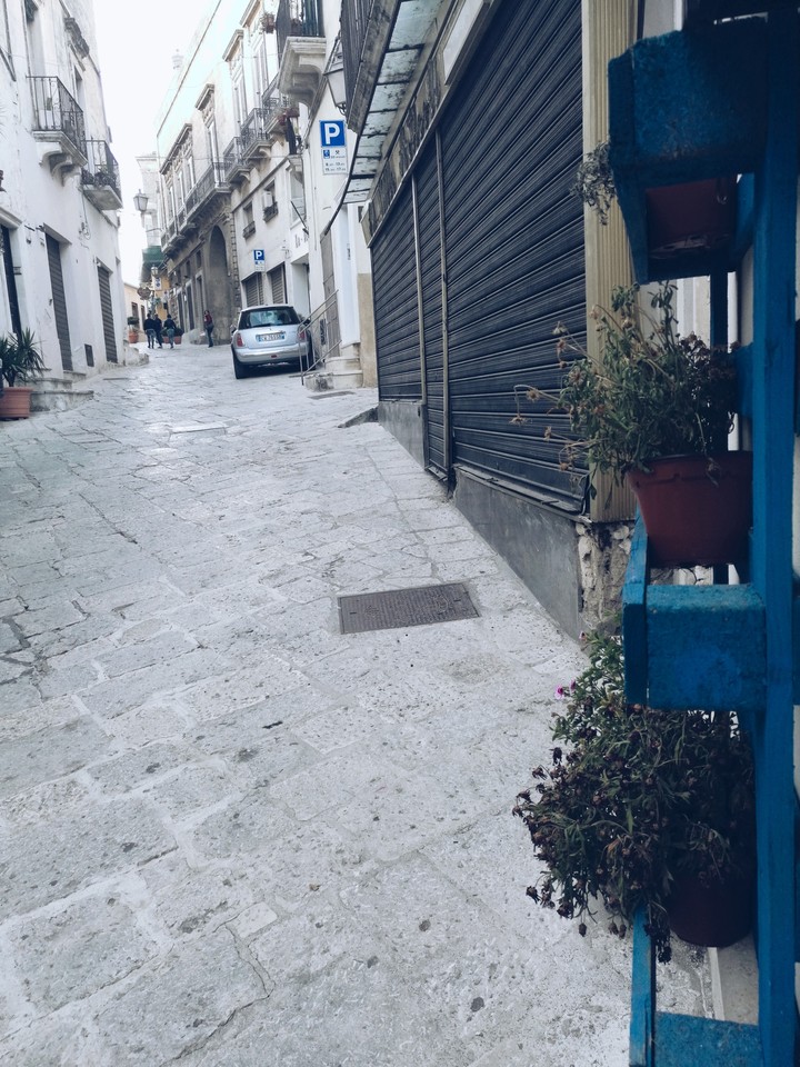 Blu