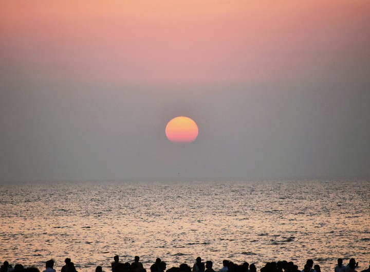 JUHU BEACH MUMBAI
