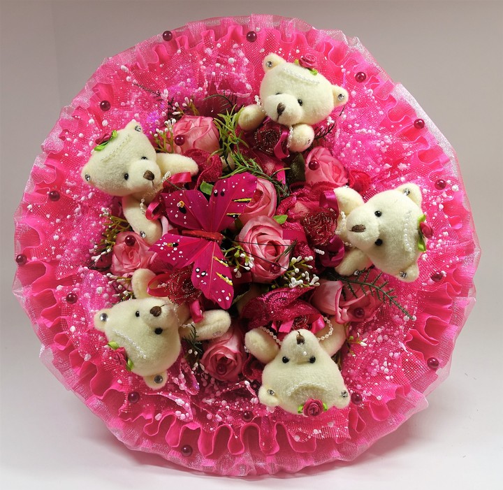 Bouquet of toys