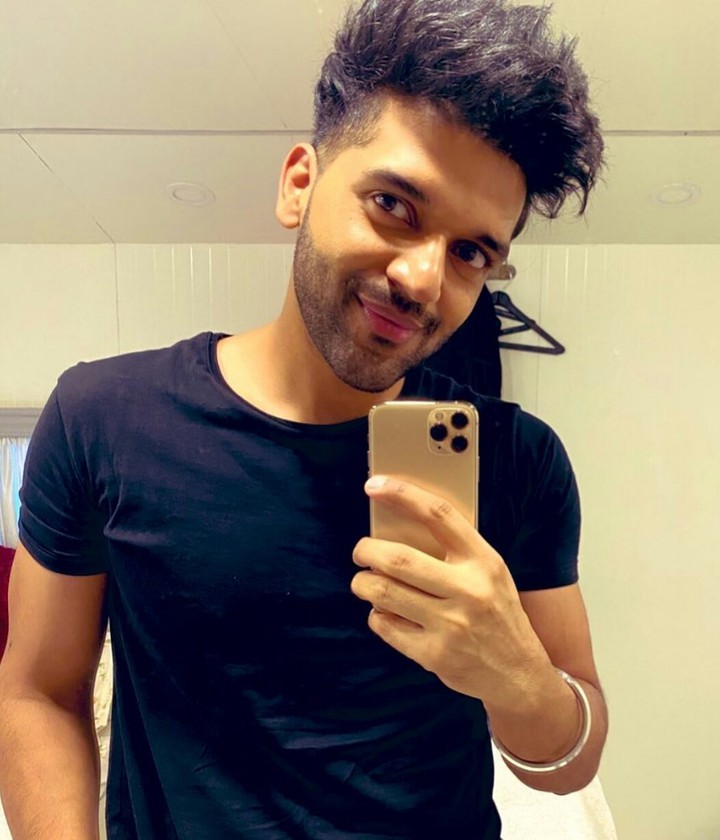 Guru Randhawa salfe
