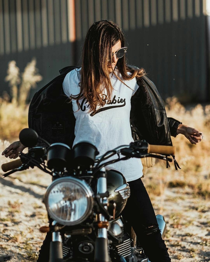 girl caferacer