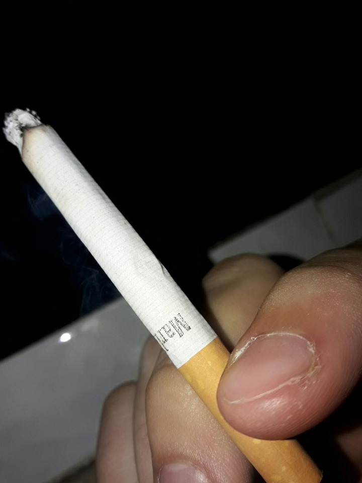 Cigarette