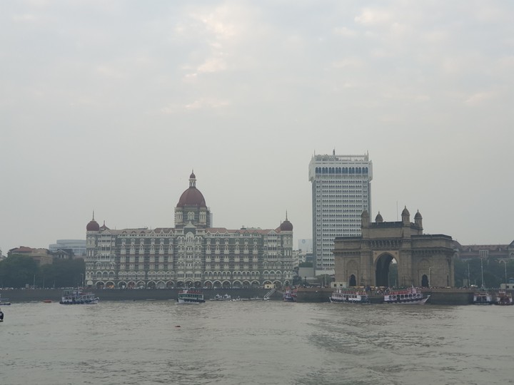gateway of india
