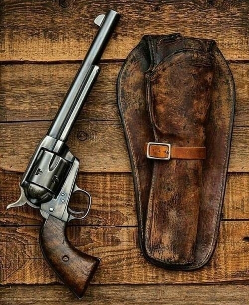 Revolver single action