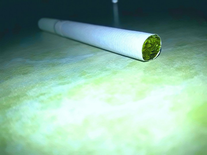Cigarette