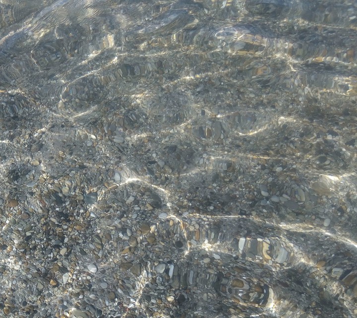 вода