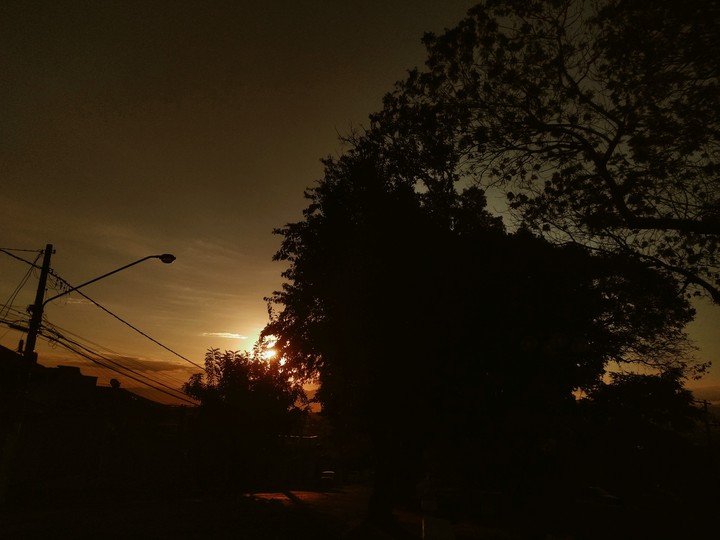 ao entardecer