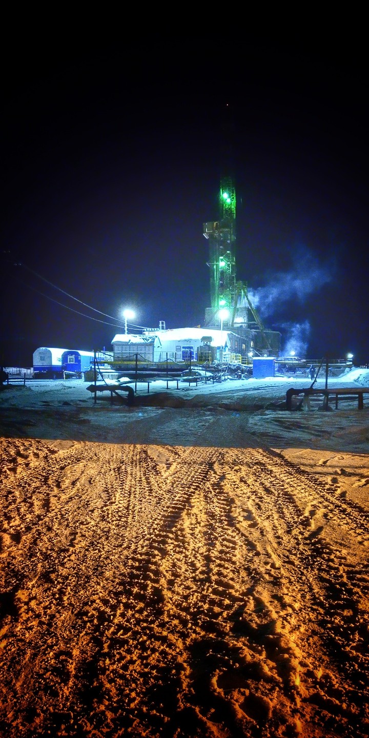 drilling oil