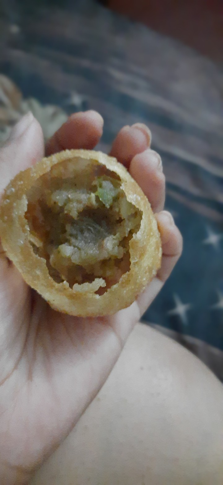 ফুচকা টা দারুন ছিলো কিন্তু  ঝাল কম ছিল।সহেলী