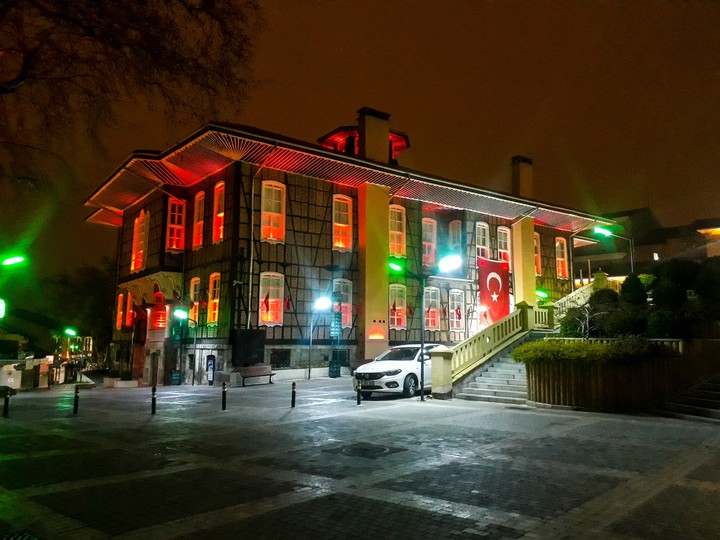 Bursa Büyükşehir Binası