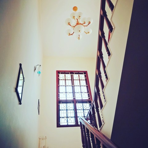 #steps#sunlight#door#morning#cool