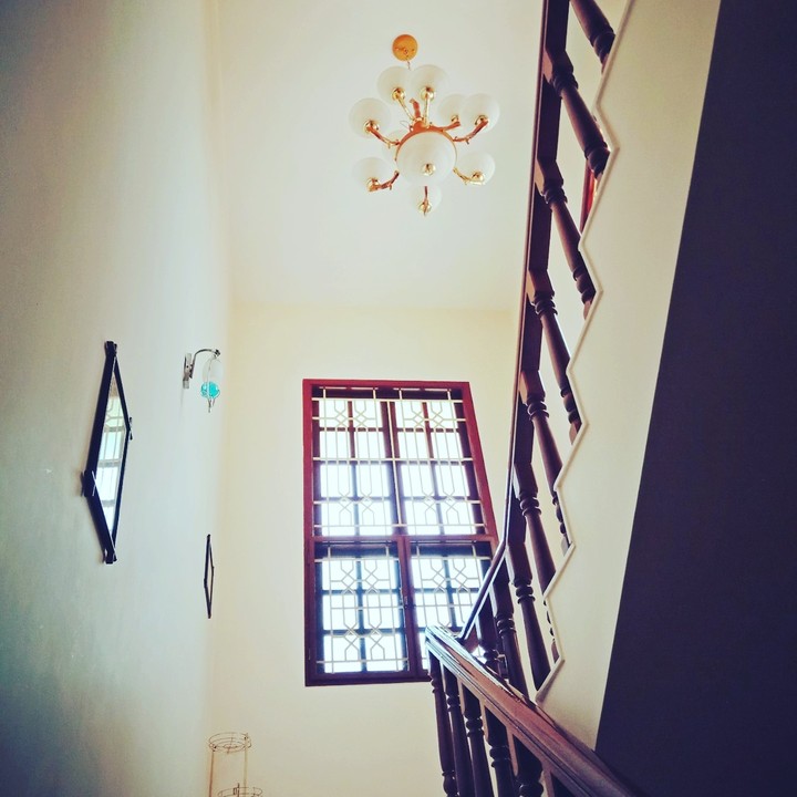 #steps#sunlight#door#morning#cool