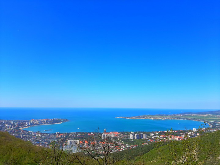 Море