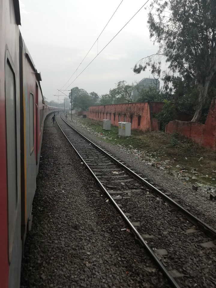 train track
