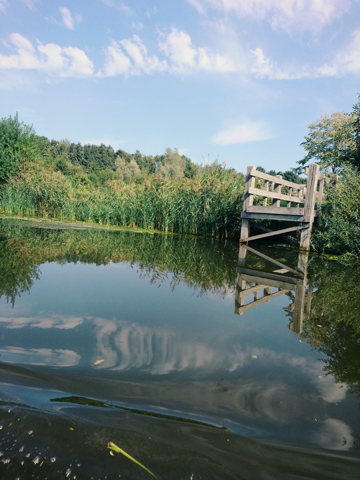 tégely