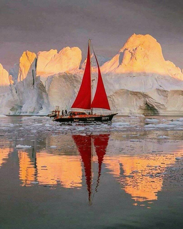 beautiful pic n reflection in water