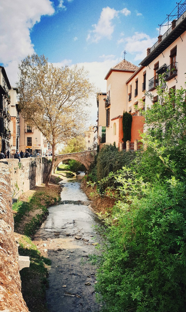 Paseo de los Tristes. Río Darro.