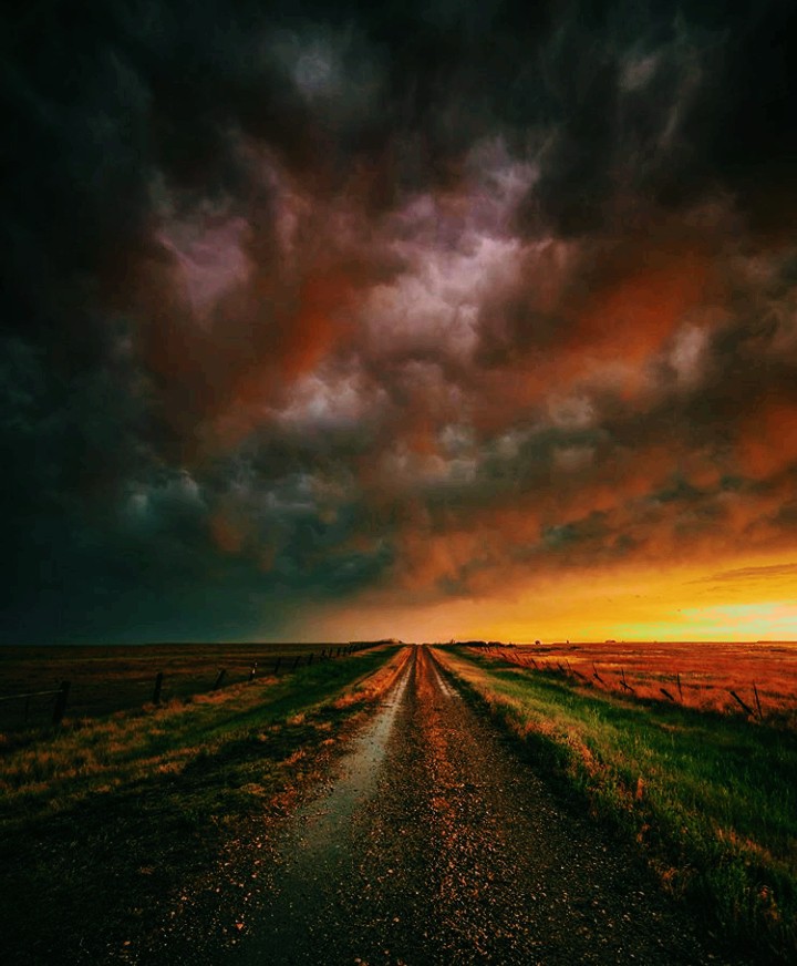 Red clouds❤️