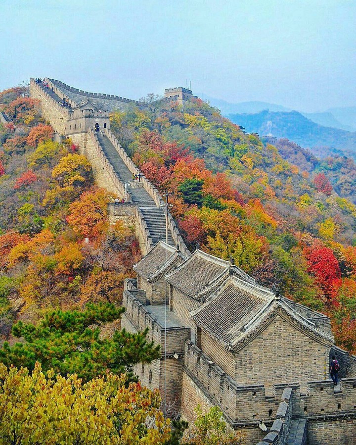 grat wall of china in fall