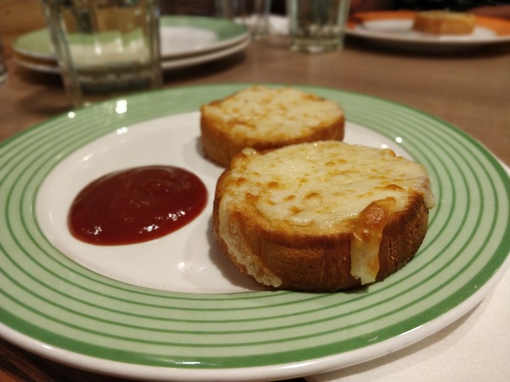 Cheese Garlic Bread
